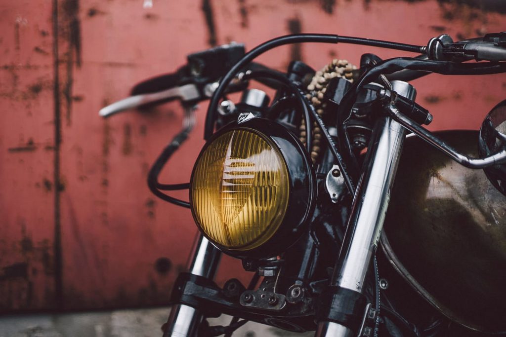 Yamaha XS650 Brat (Soyouz Cycles) © caferaceros.com
