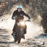 Kawasaki W650 "The Wishbones" (Deus Ex Machina) - caferaceros.com