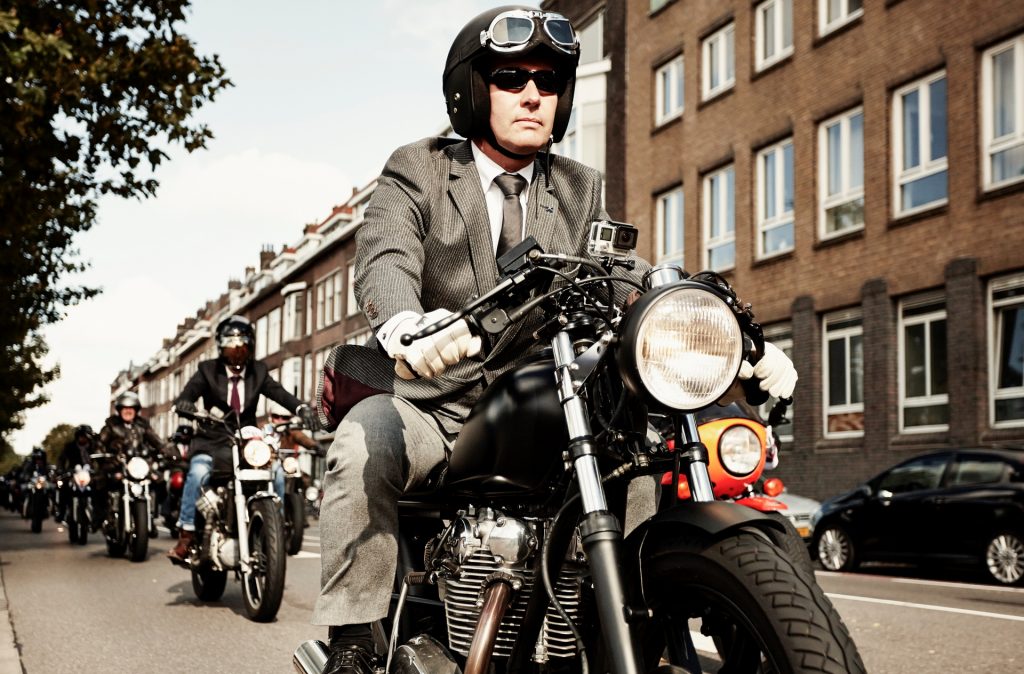 distinguished-gentlemans-ride-una-concentracion-diferente-caferaceros-01