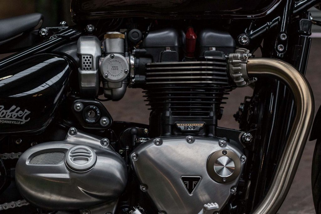 Triumph Bonneville Bobber, belleza brutal europea - CafeRaceros